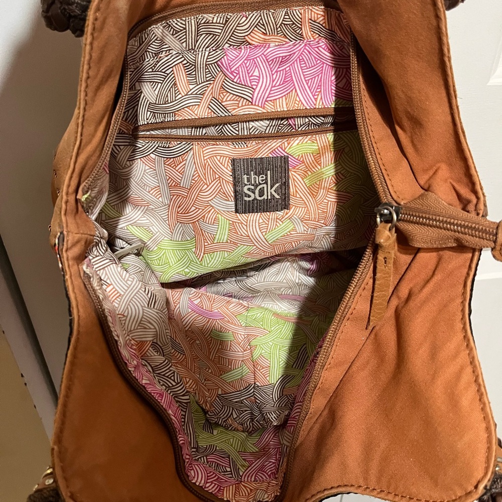 The Sak Brown Leather Shoulder Bag with Pink & Cream Embroidered Trim - Picture 12 of 15